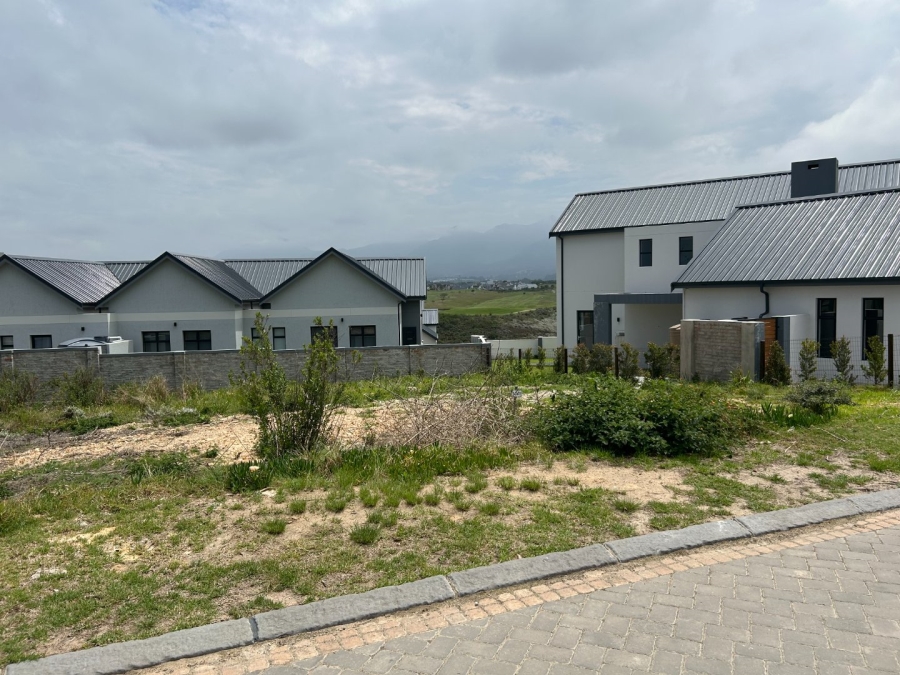 Commercial Property for Sale in Kingswood Golf Estate Western Cape